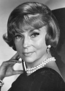 Agnes Moorehead image
