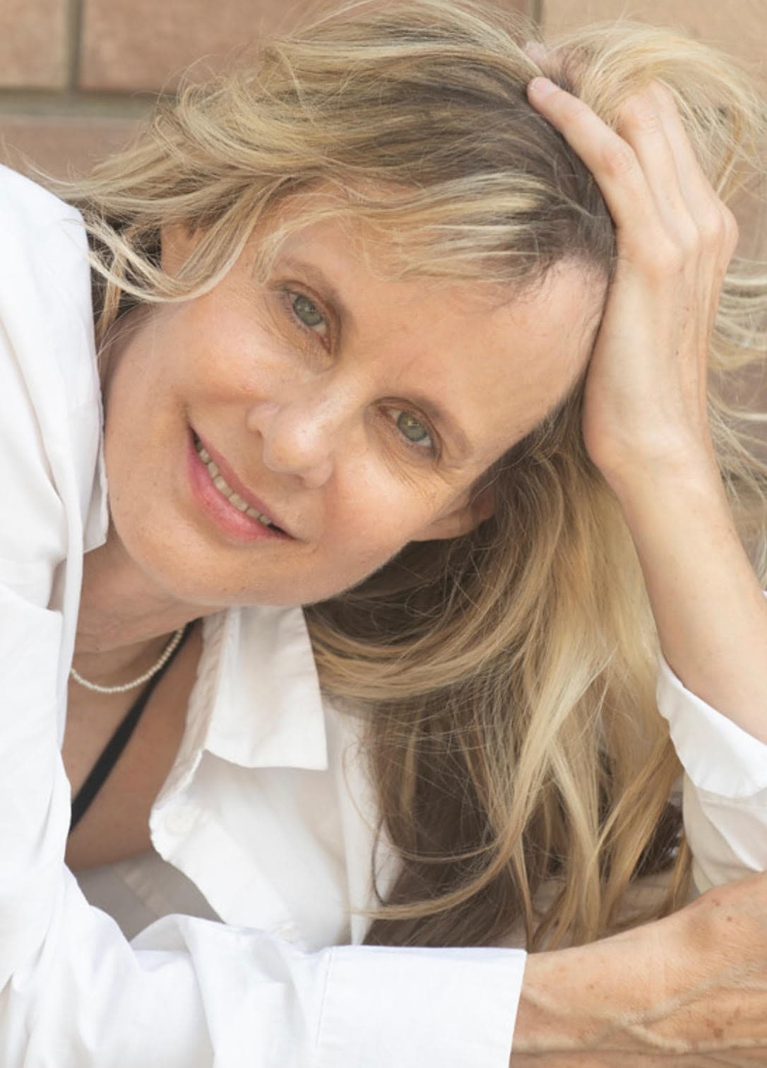 Lori Singer image