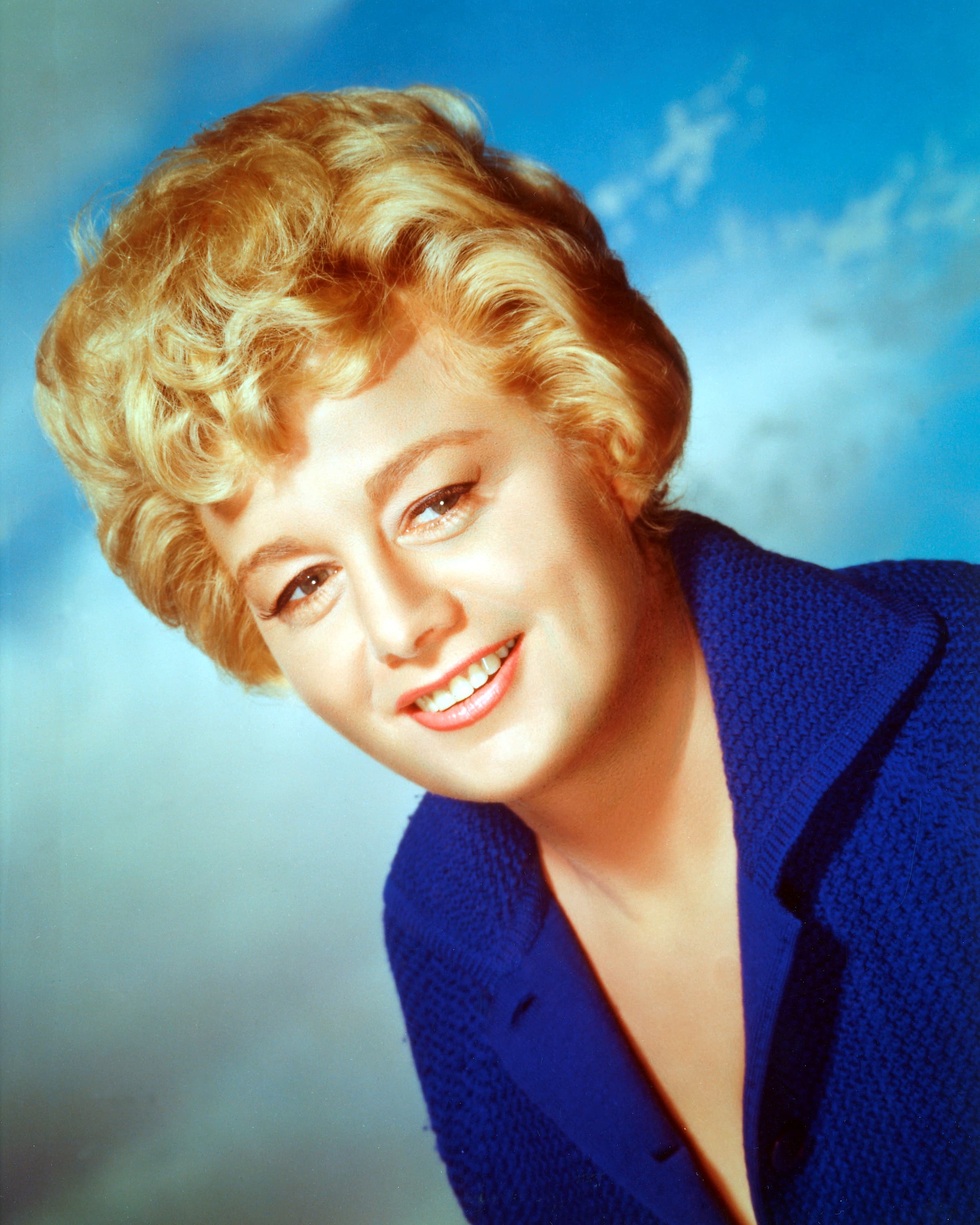 Shelley Winters image