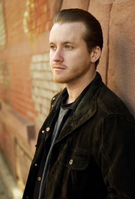 Tom Guiry image