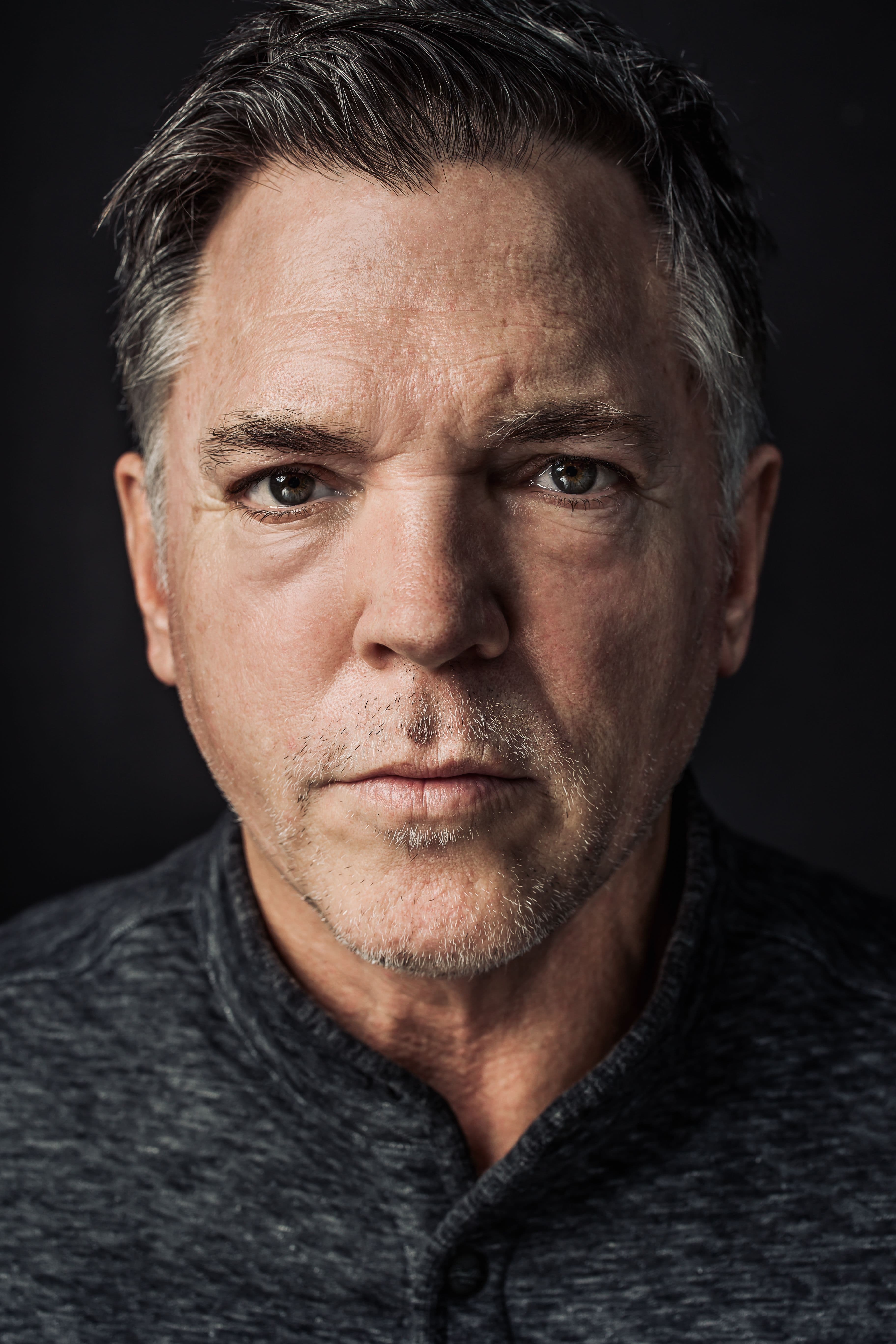 Nicholas Lea image