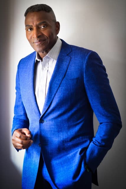Carl Lumbly image