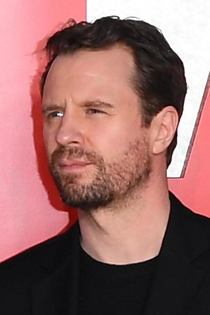 Luke Mably image
