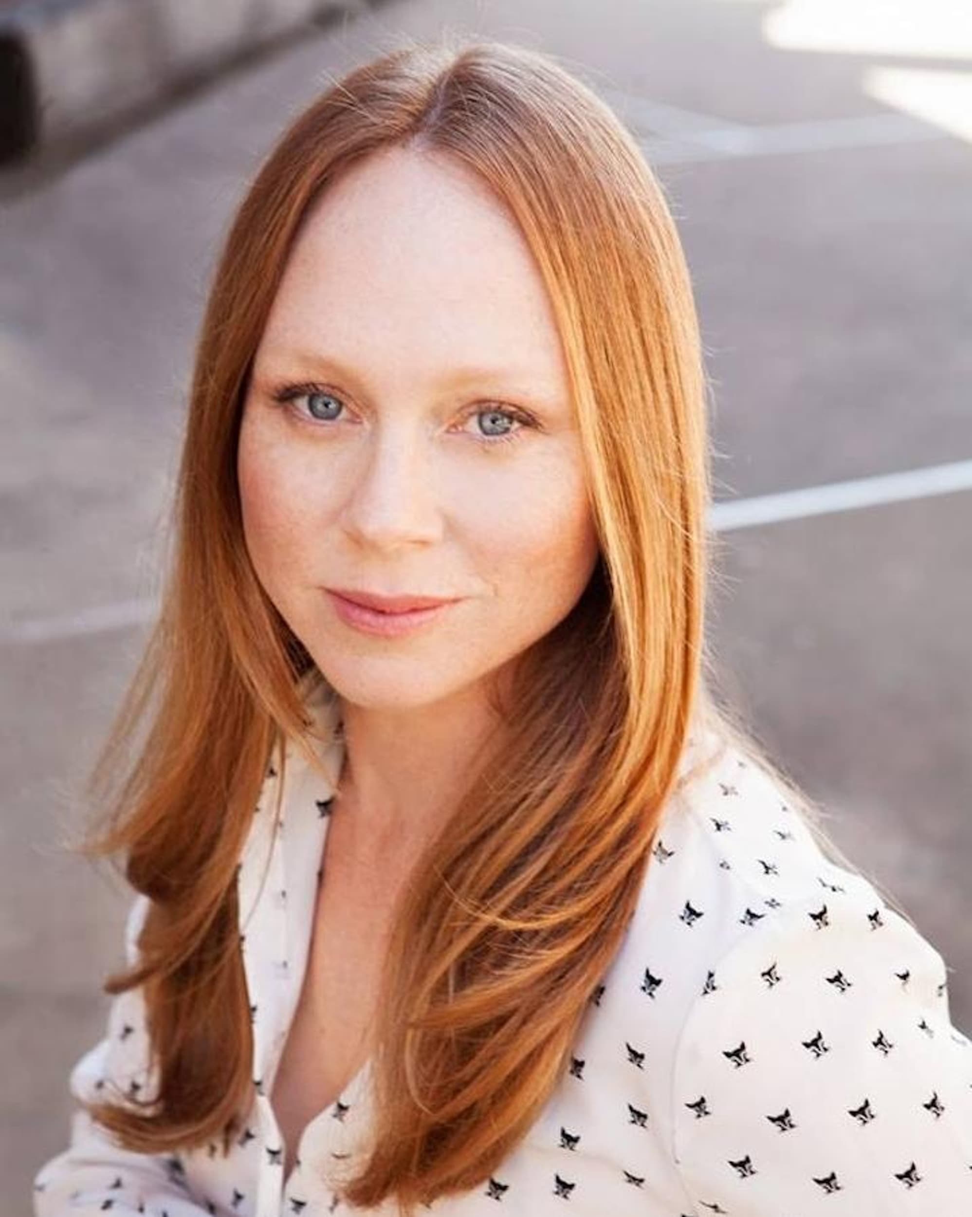Hayley McElhinney image