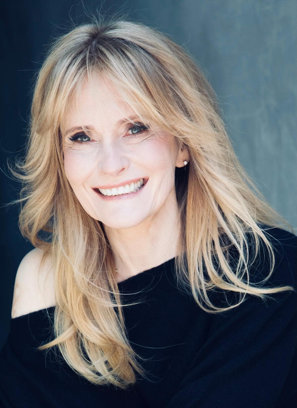 Suzanne Snyder image