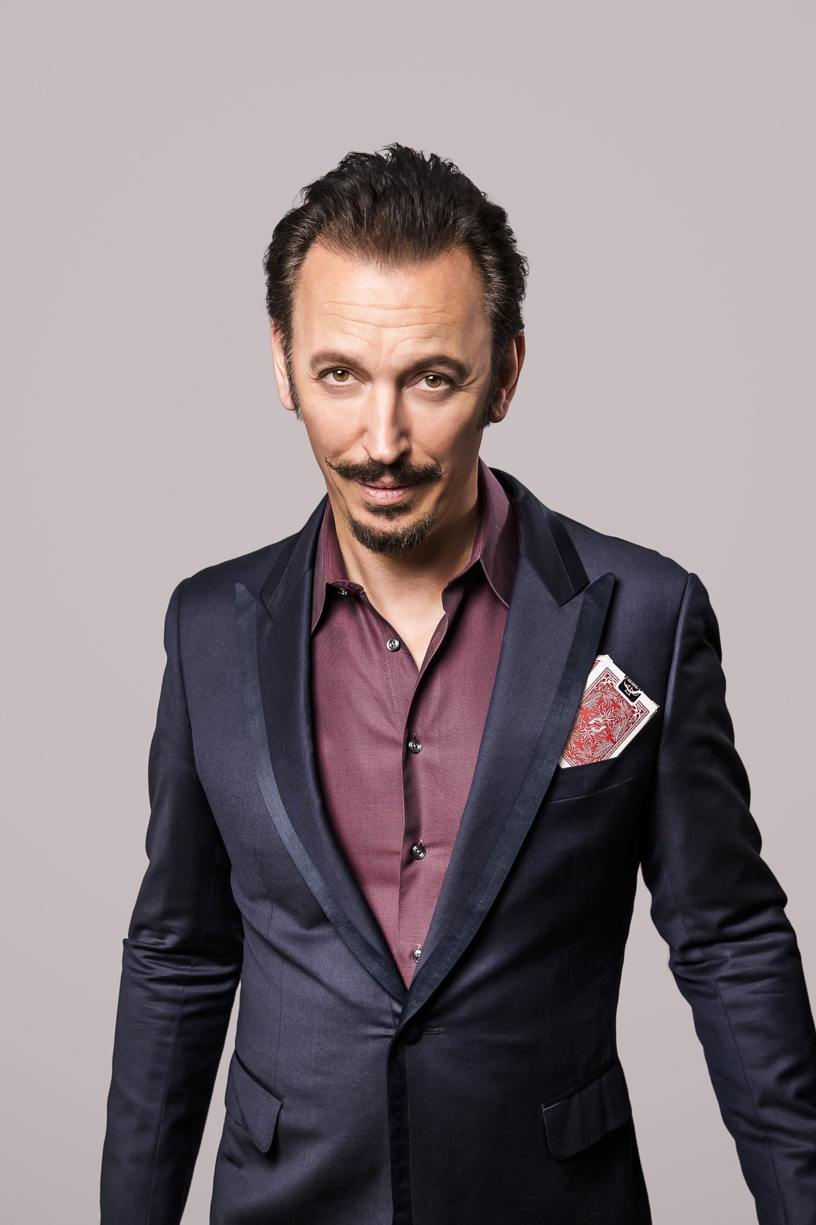 Steve Valentine image