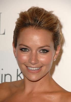 Becki Newton image
