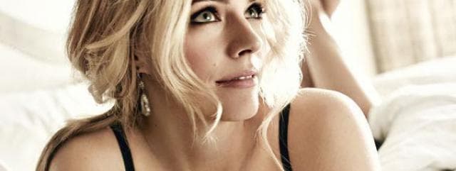 Jessica Barth image