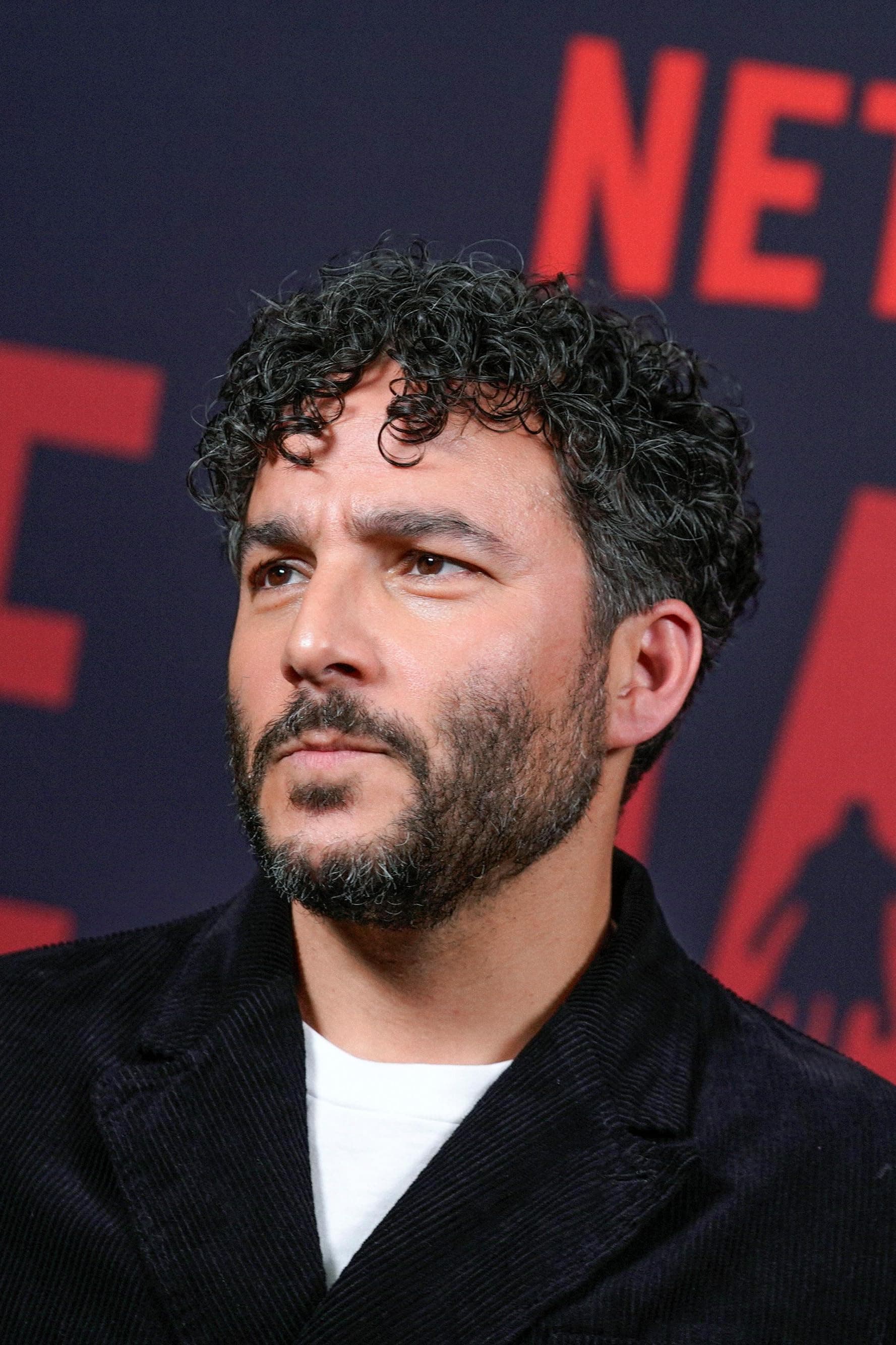 Ennis Esmer image