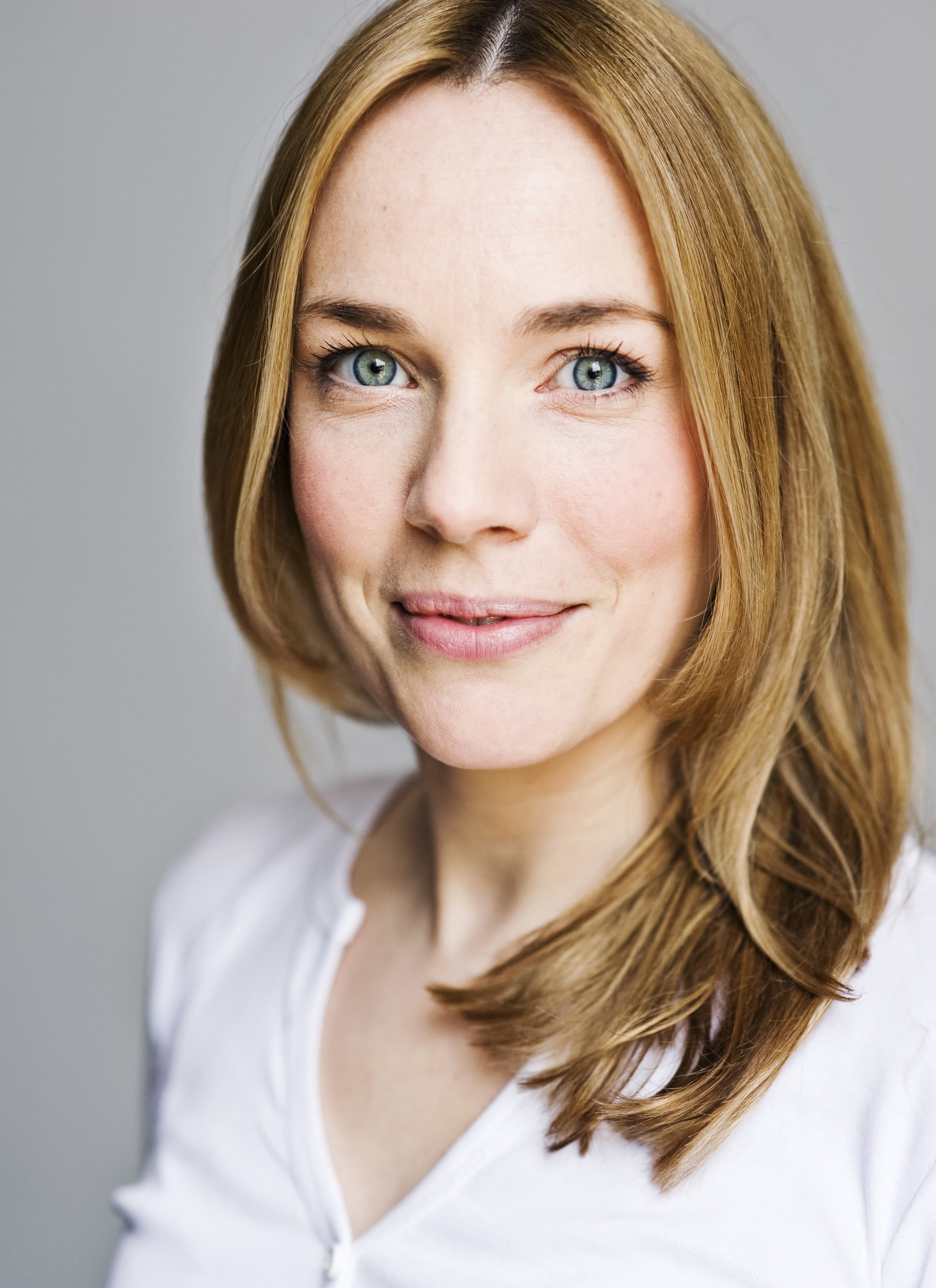 Laura Main image