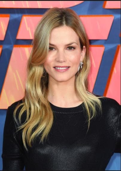 Sylvia Hoeks image