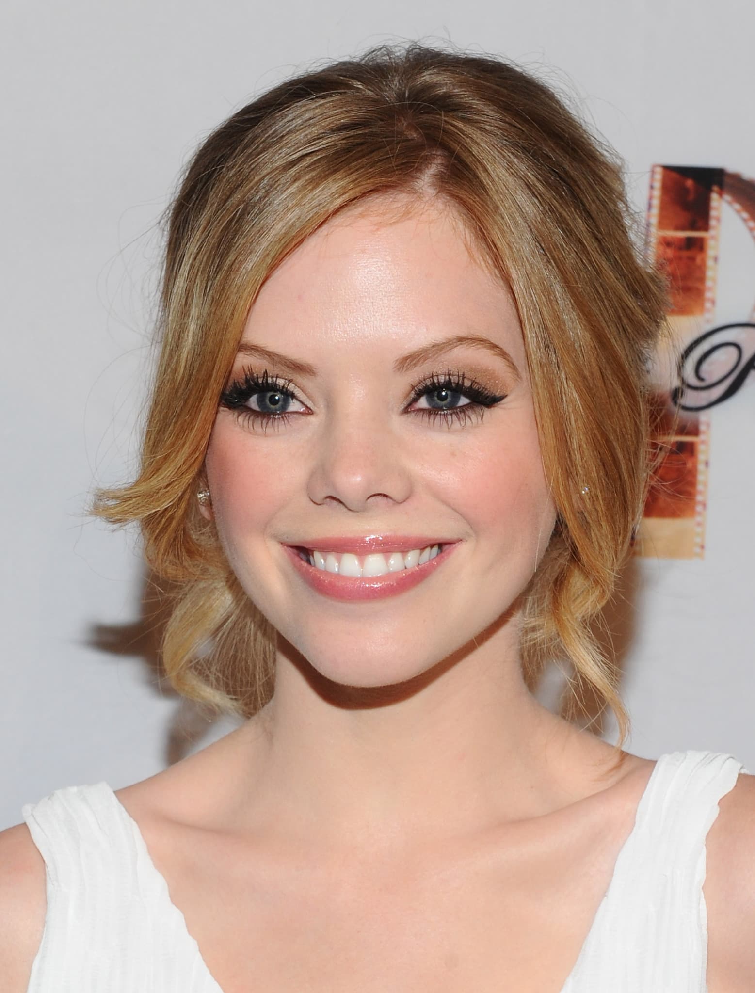 Dreama Walker image