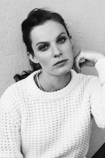Lindsay Burdge image