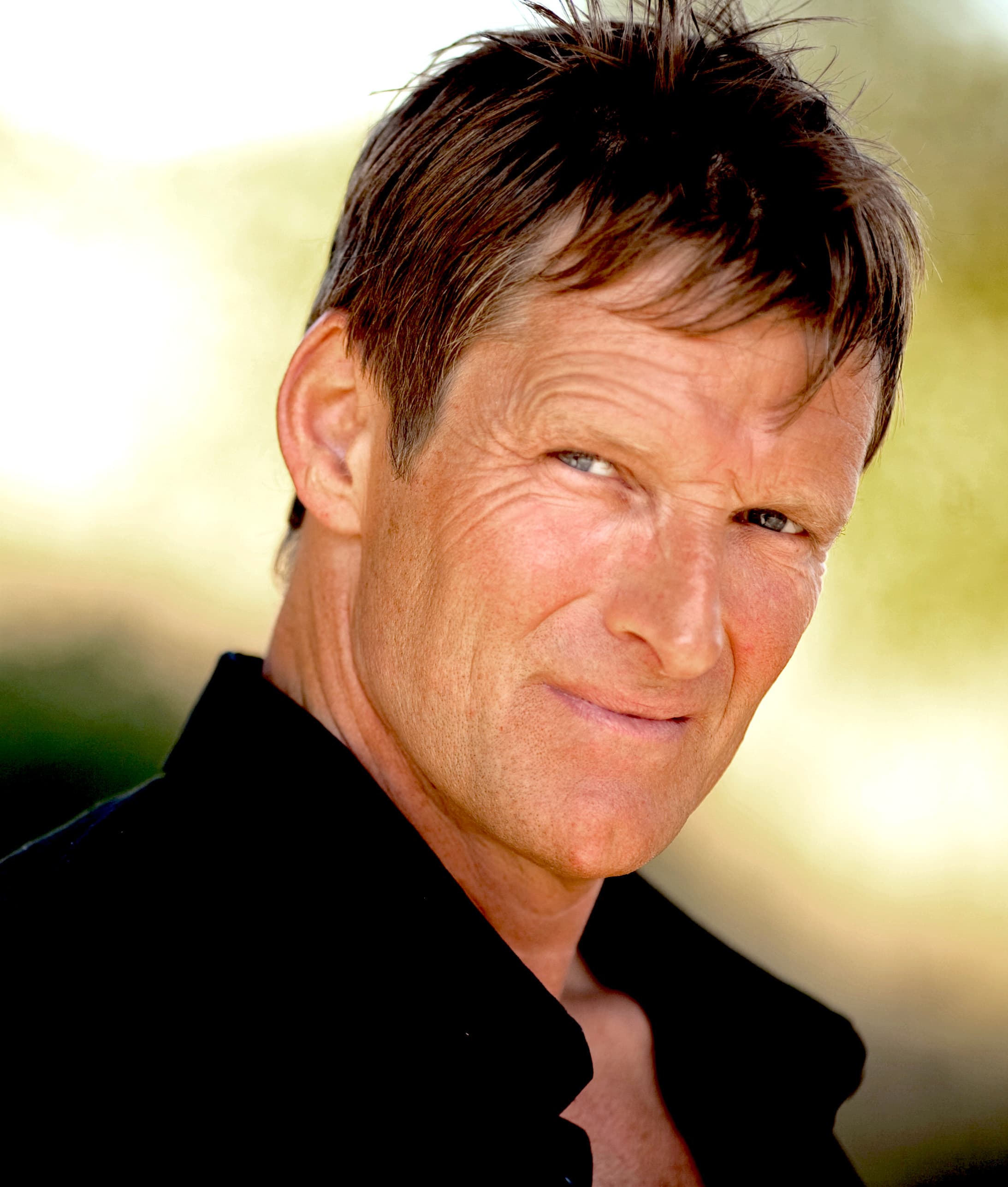 Mark Oliver image