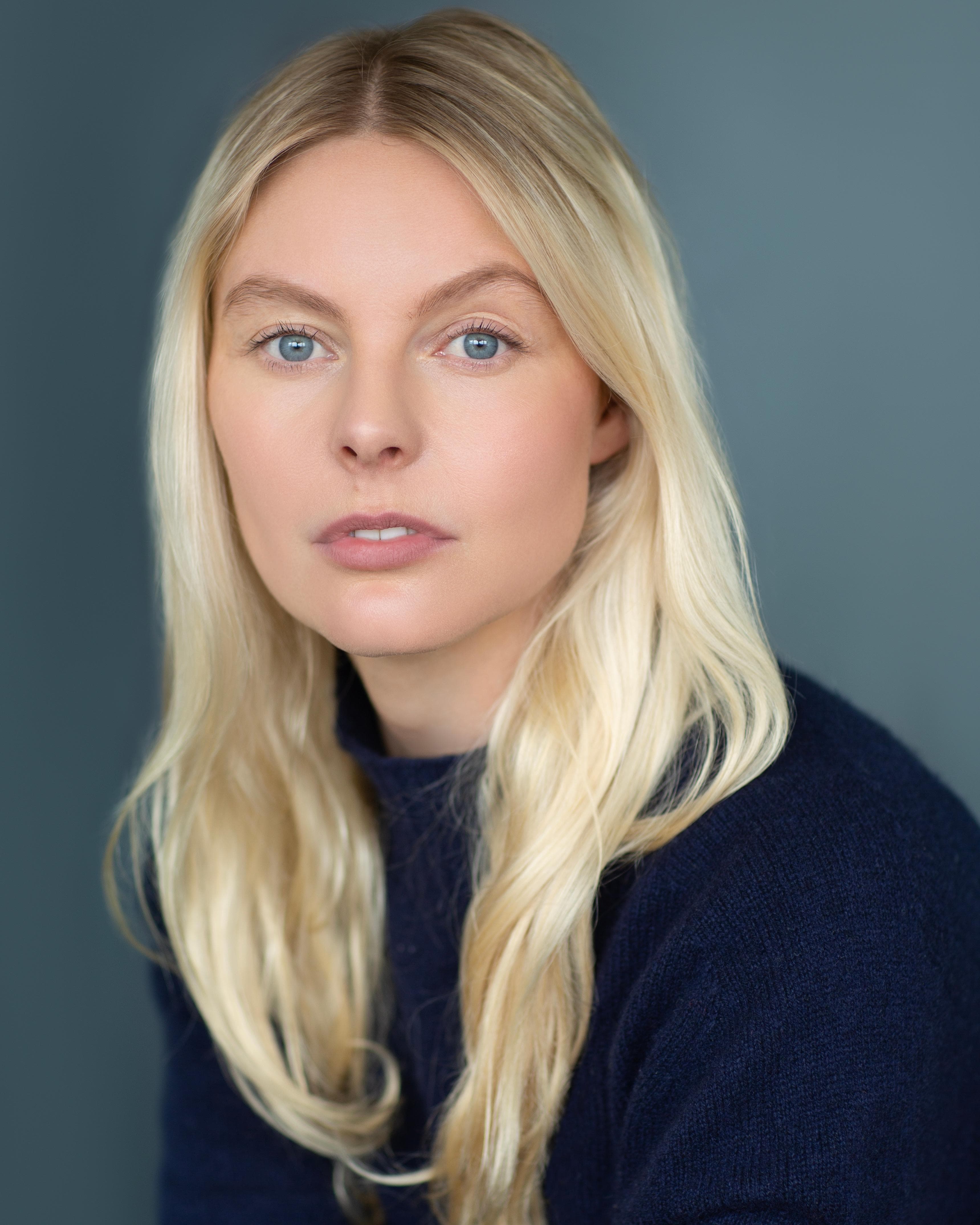 Nell Hudson image