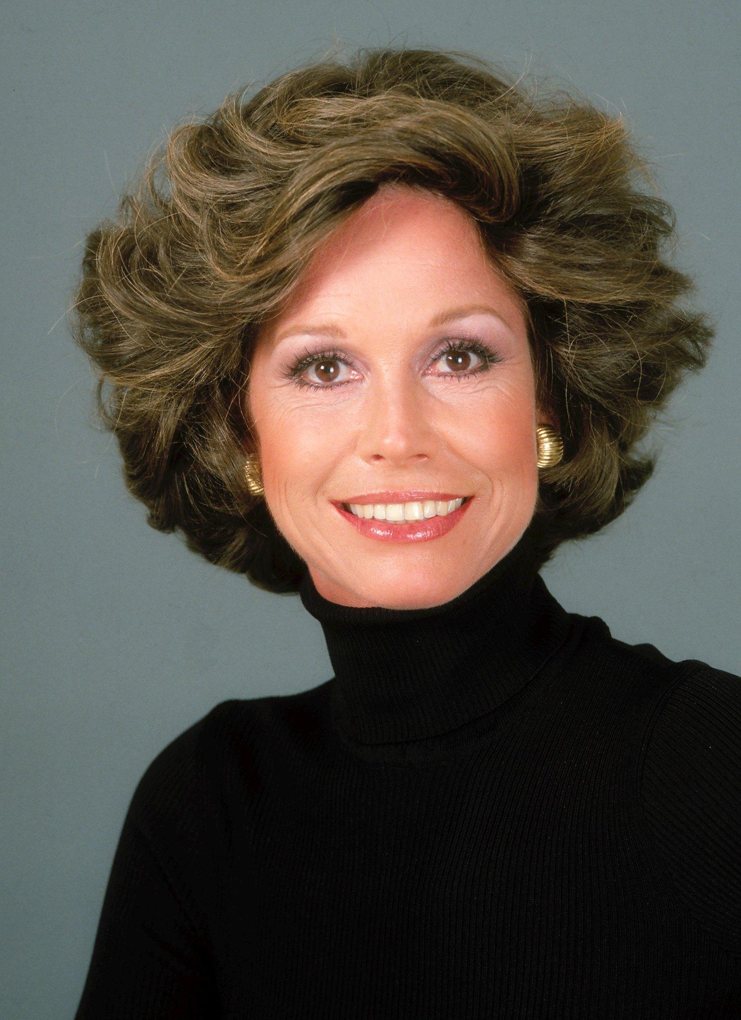 Mary Tyler Moore image