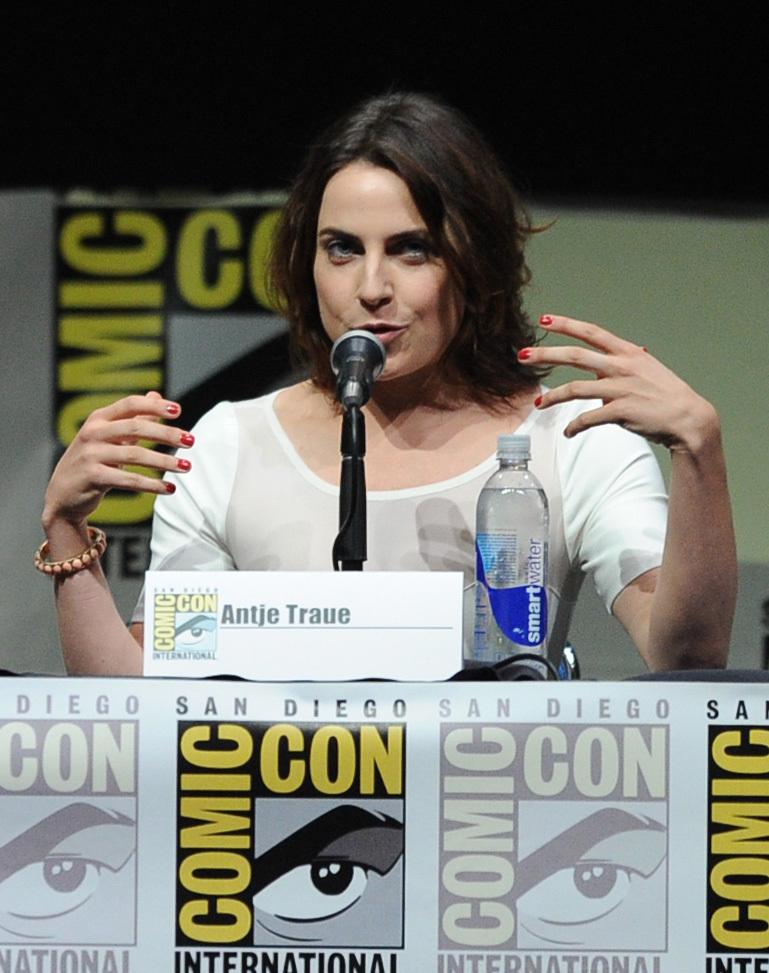 Antje Traue image